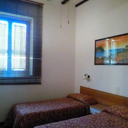 Hotel Lea *
